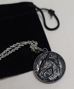 Pendentif Sombral – The Wizarding Trunk