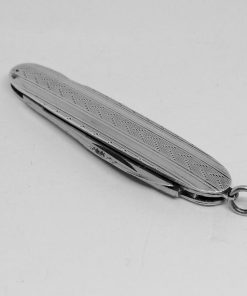 Petit couteau de poche argent.