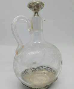 Carafe monture argent massif, et verre entièrement gravé de guirlandes de fleurs, 1860-80, Jules Boivin, Paris.