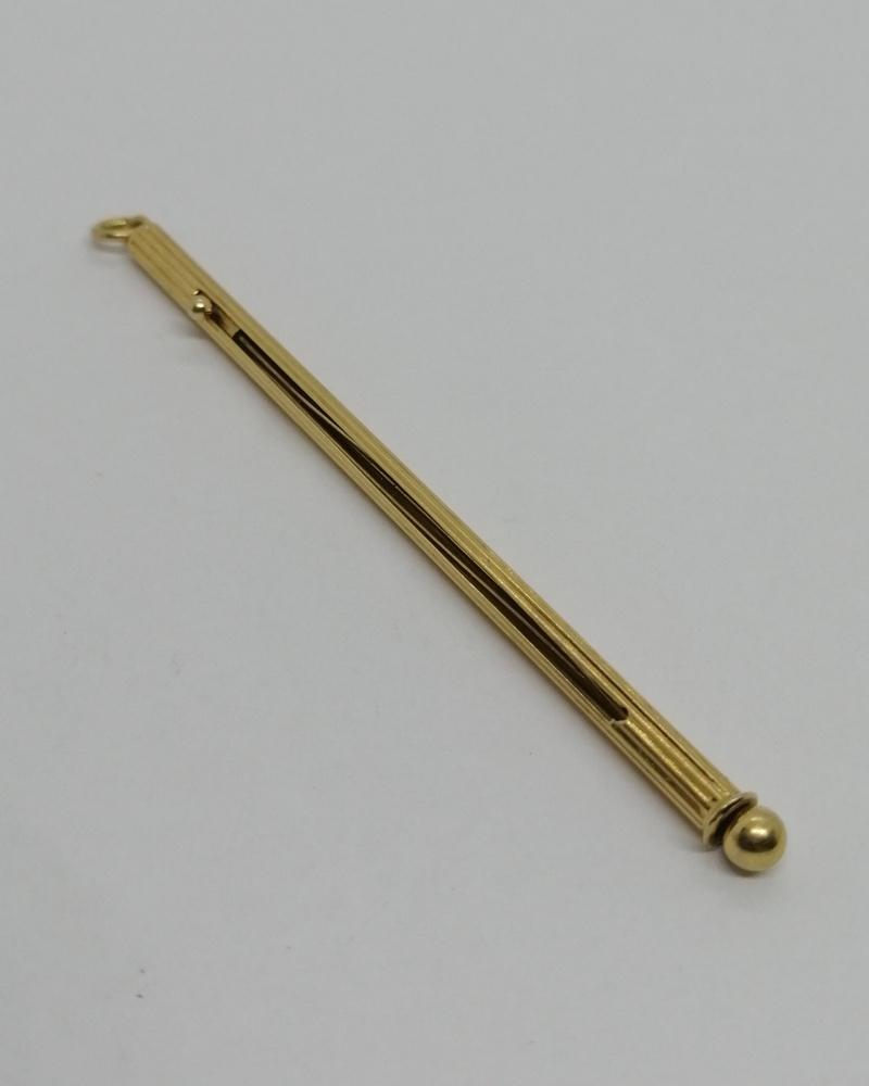 Touilleur à champagne en or, façon stylet de poche, vers 1920-30. – Image 3