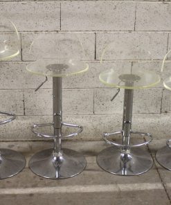 6 Chaises hautes de bar en plexiglas