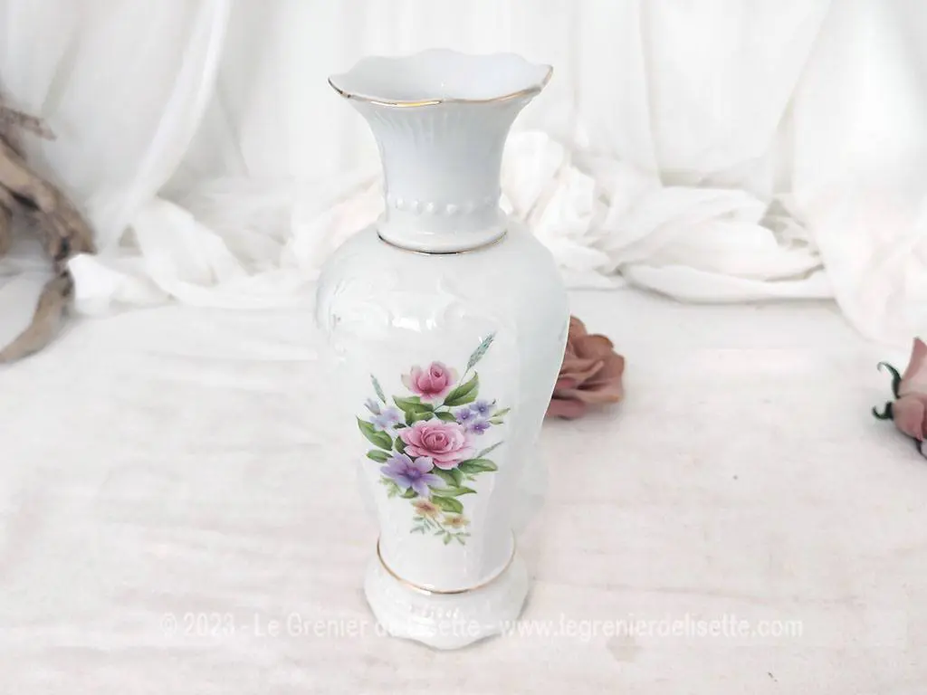 Petit vase 3 pans décors bouquet porcelaine Sanbo – Image 2