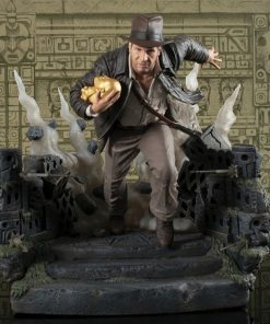 Diamond Select Raiders of the Lost Ark Indiana Jones Deluxe PVC Gallery Statue